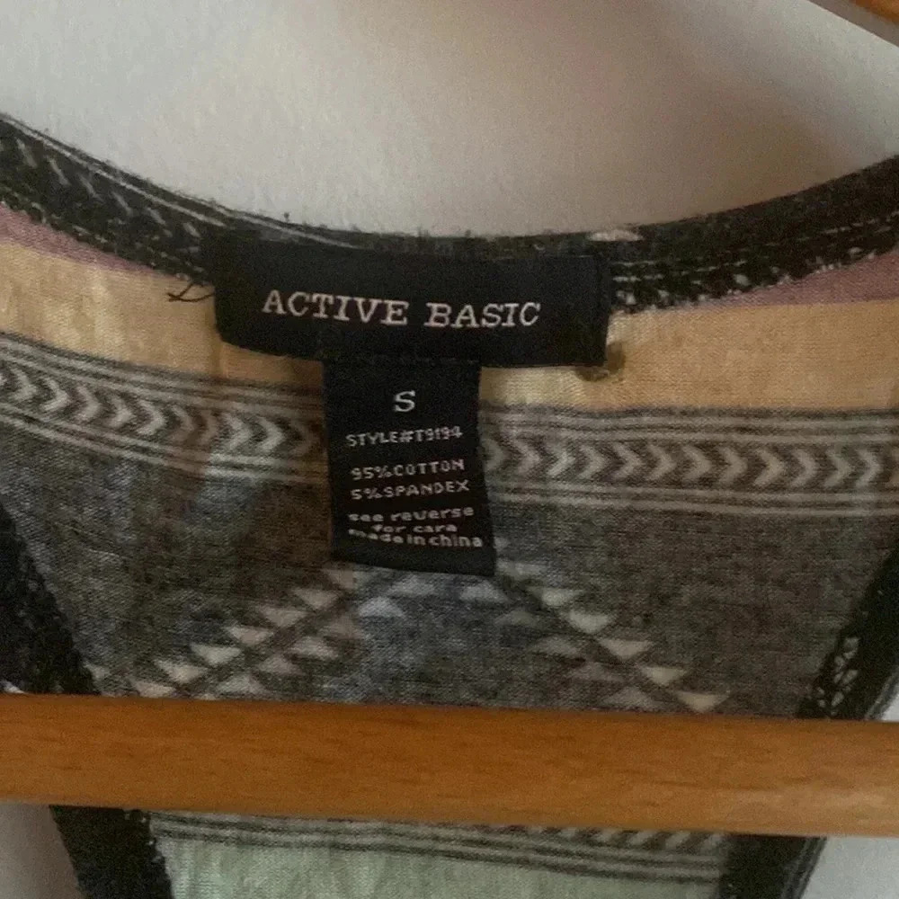 Active Basic Aztec Print Tank Top Size Small - image 2
